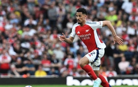 爱游戏体育-包含詹姆斯赛事官方发布赛事规则更新新规，阿森纳争议不断！的词条