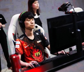 爱游戏体育- 郭盈恩215人挑战完整版本 