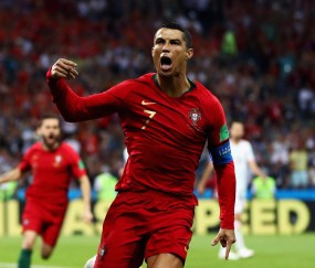 爱游戏体育-C罗在皇家马德里比赛中惊险取胜，关键助攻引发热议！的简单介绍