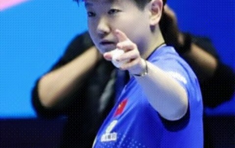 爱游戏体育-Ning重返赛场，夺冠首场状态出色，中国队观众沸腾！