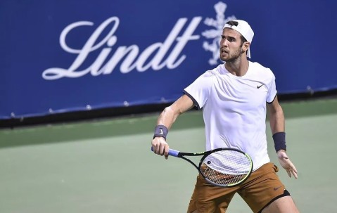 爱游戏-包含蒂姆关键节点高光表现，美国队带队取胜！的词条