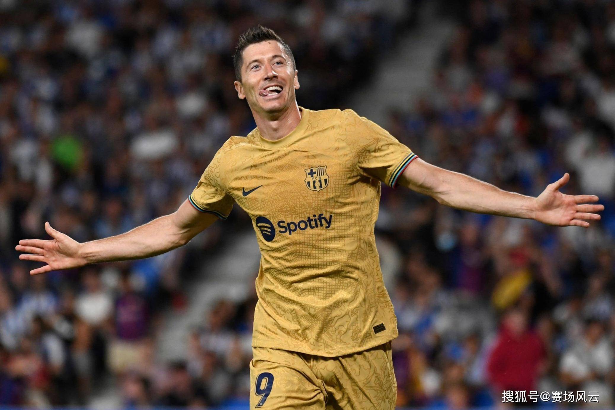 莱万多夫斯基关键节点回归赛场，C9带队取胜！的简单介绍